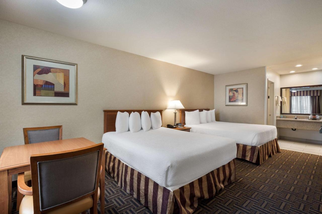 Best Western Norwalk Inn Εξωτερικό φωτογραφία
