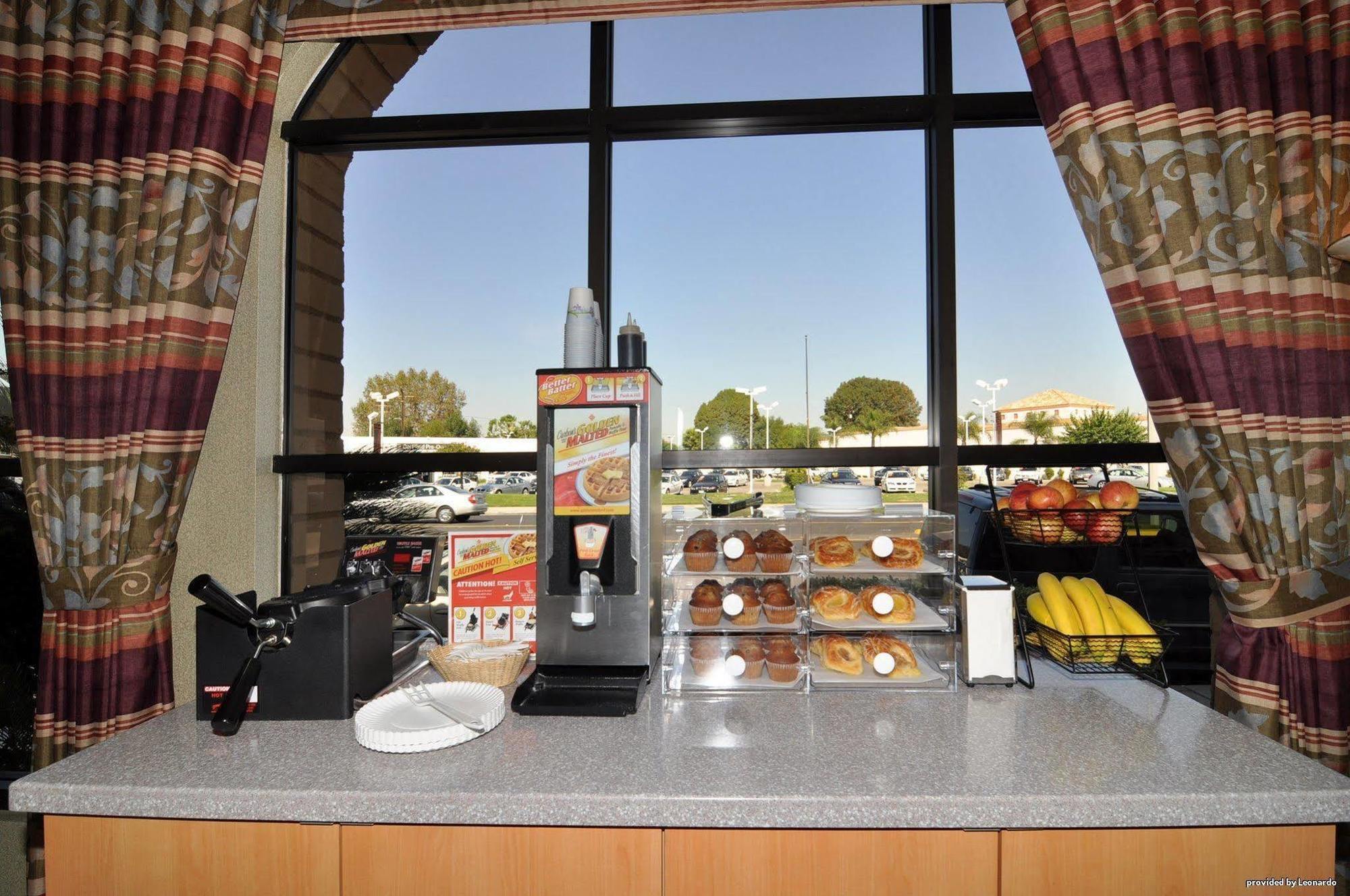 Best Western Norwalk Inn Εξωτερικό φωτογραφία