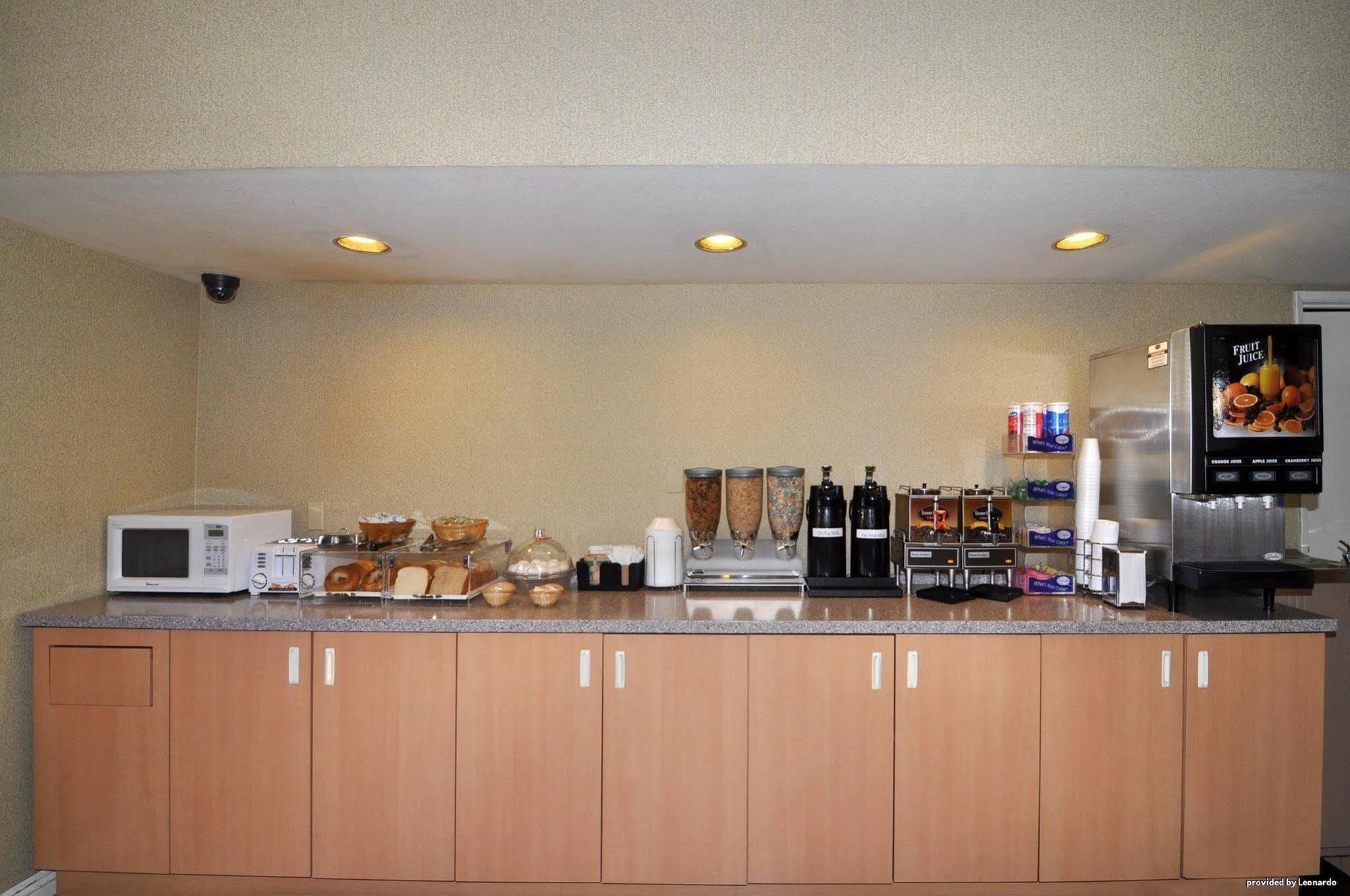 Best Western Norwalk Inn Εξωτερικό φωτογραφία