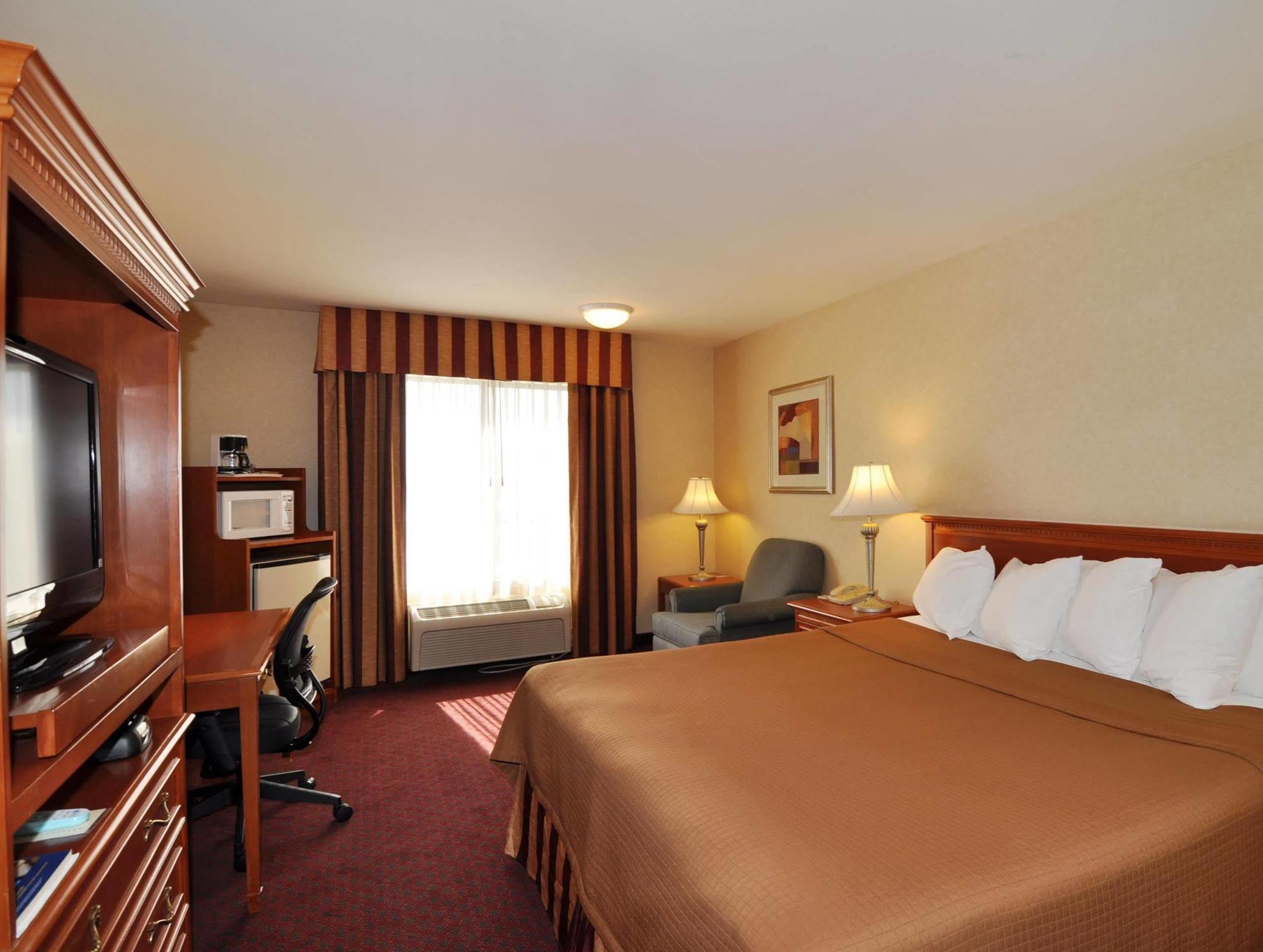 Best Western Norwalk Inn Εξωτερικό φωτογραφία
