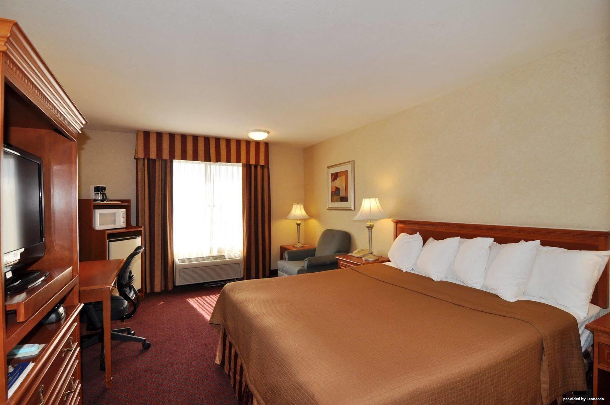 Best Western Norwalk Inn Εξωτερικό φωτογραφία