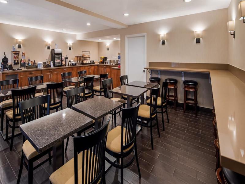 Best Western Norwalk Inn Εξωτερικό φωτογραφία