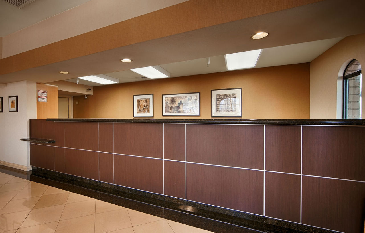 Best Western Norwalk Inn Εξωτερικό φωτογραφία